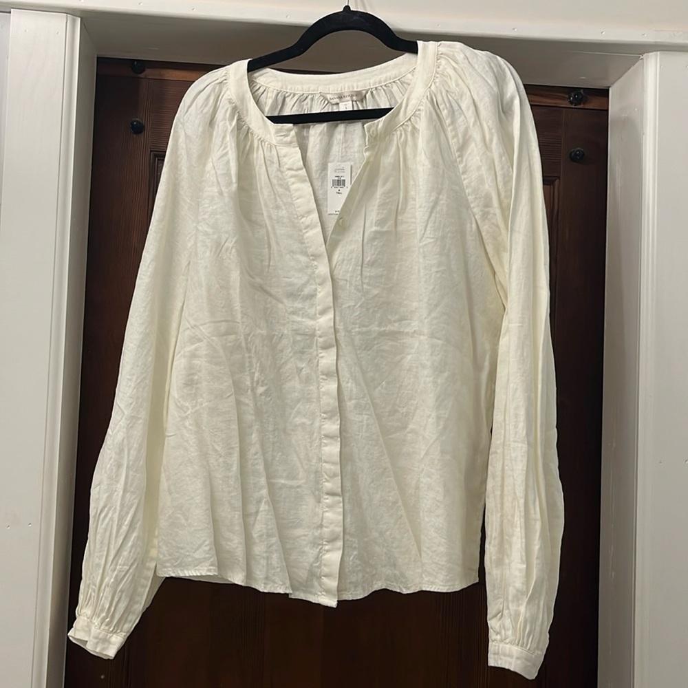 White Banana Republic Peasant Blouse. NWT
